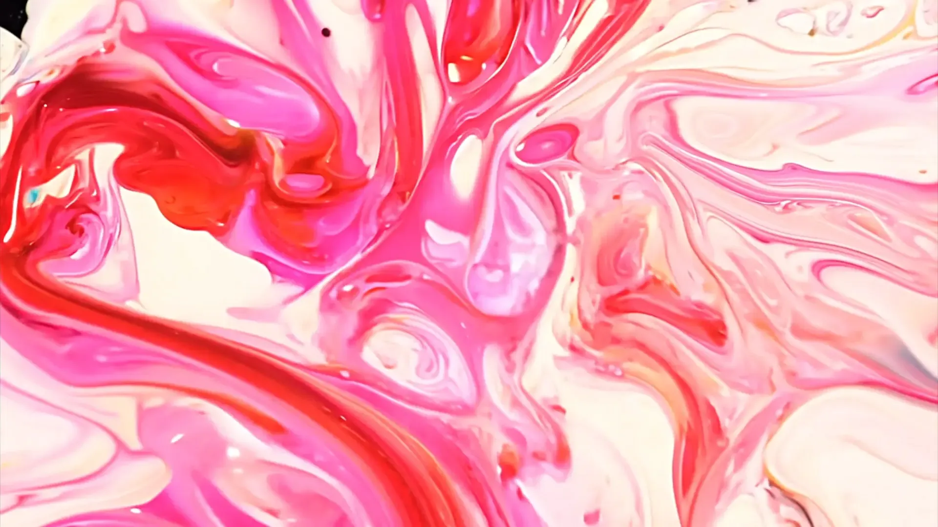 Vibrant Liquid Swirl Transition for Luxury Fashion and Cosmetic Videos